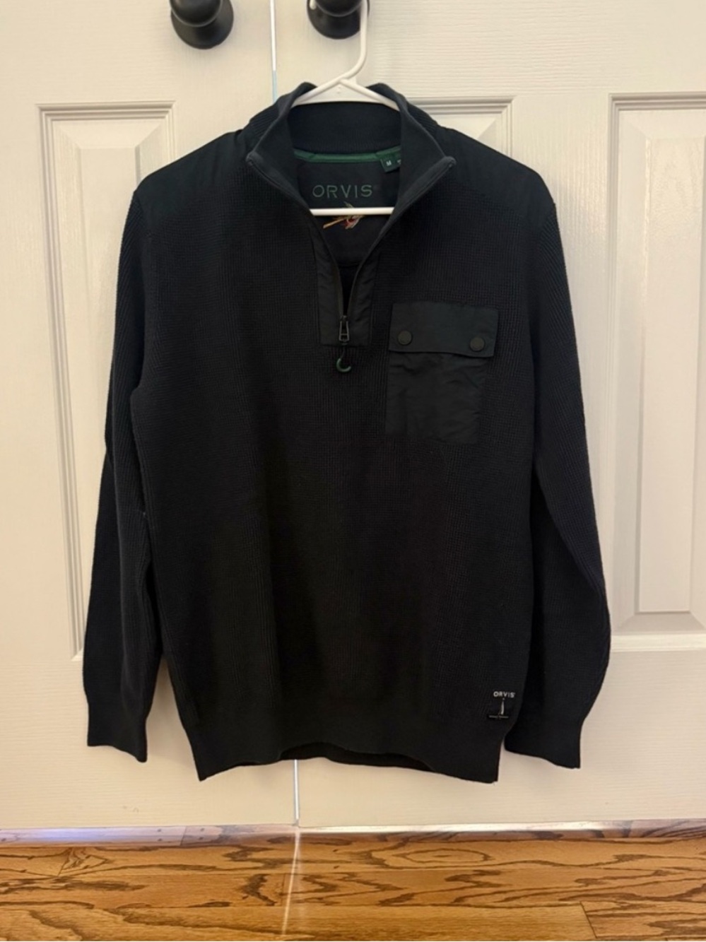 Orvis Men’s Quarter Zip Navy Pullover Sweater - size Medium